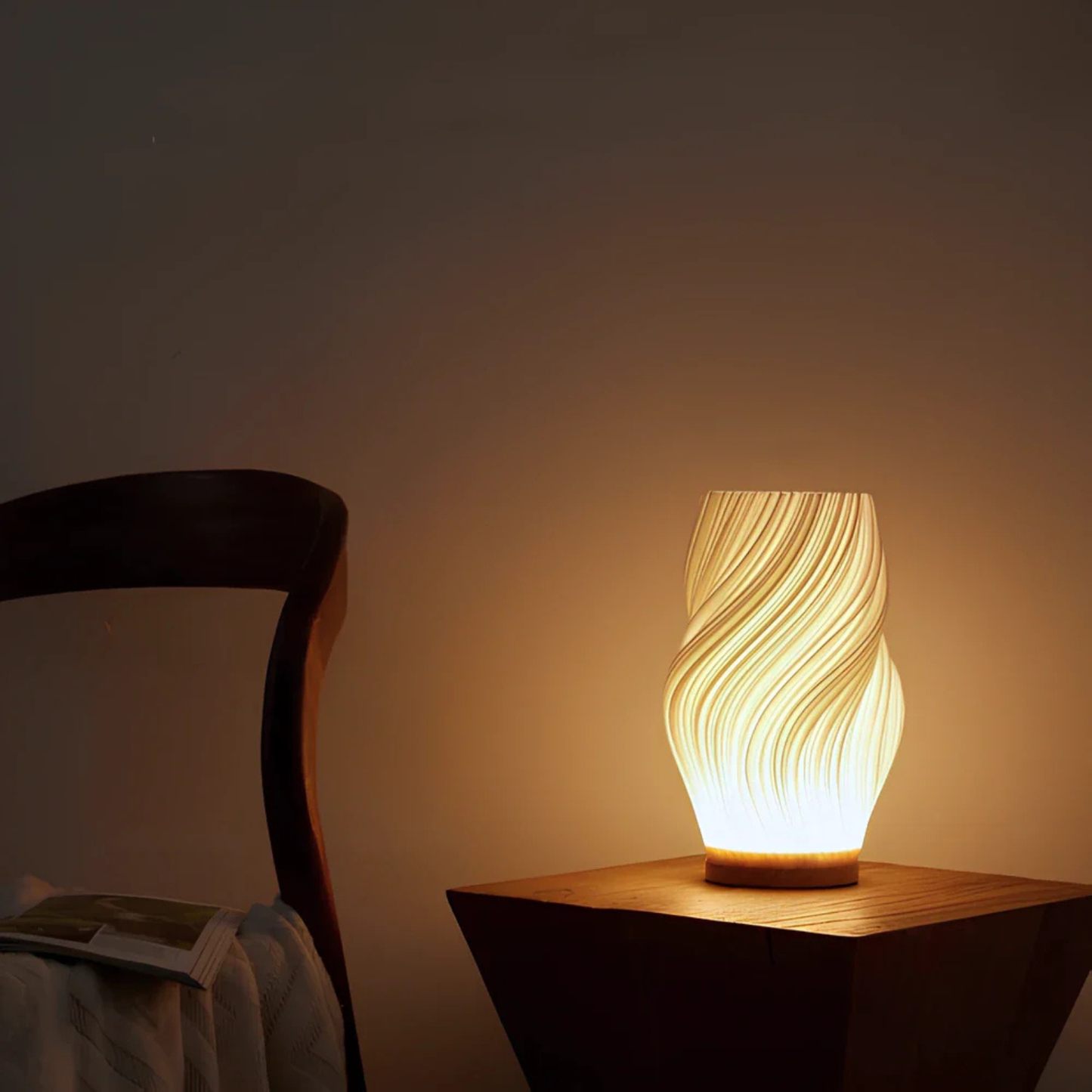 Flowa – Lampa Stołowa