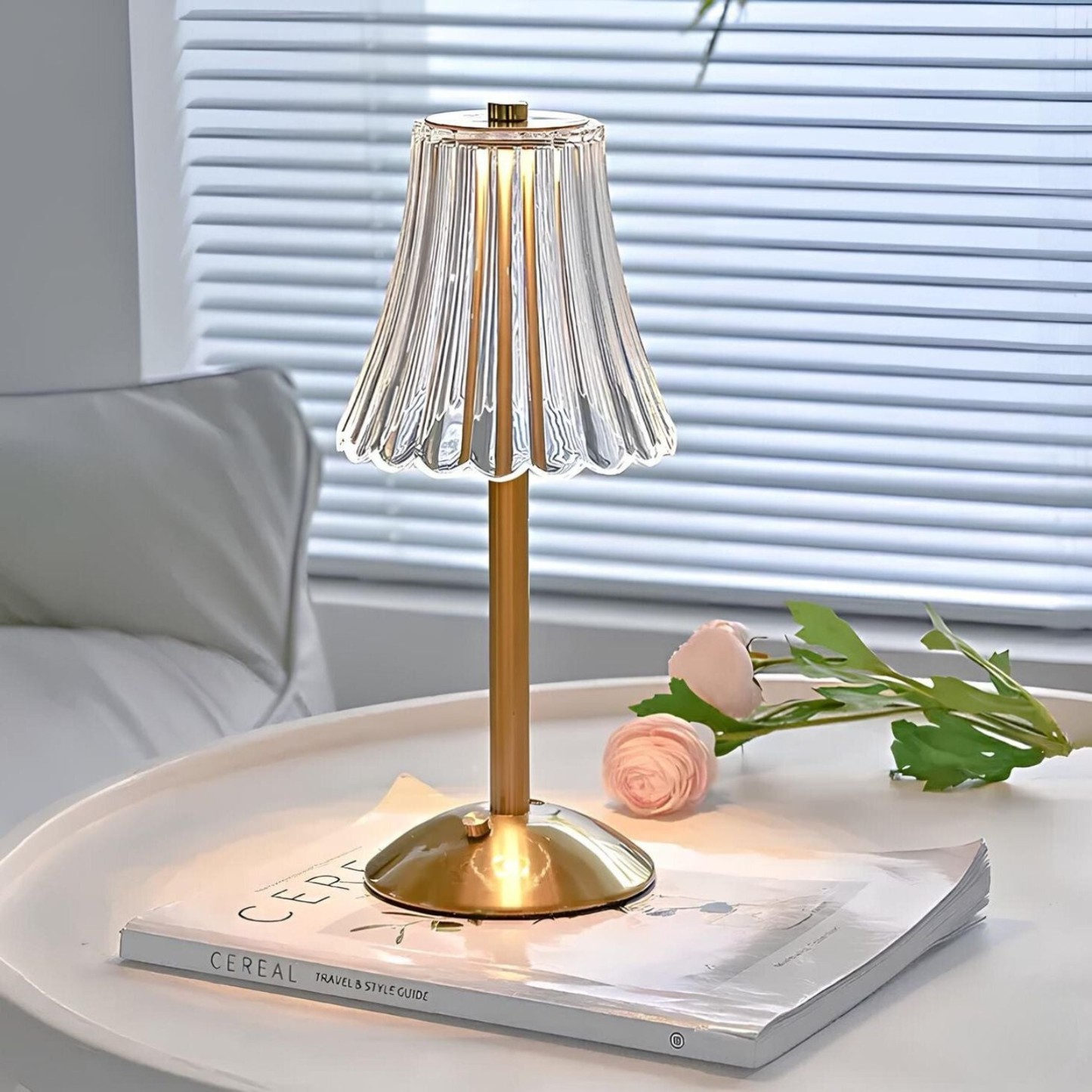 LumaCore – Lampa Stołowa Kryształowa