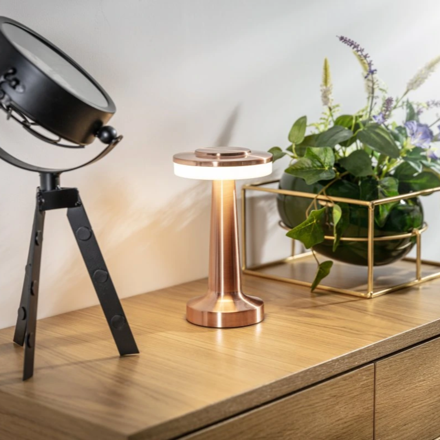 Retrova – Lampa Stołowa Mid-Century